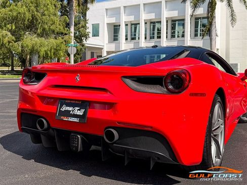 Used 2019 Ferrari 488 GTB RWD image 58