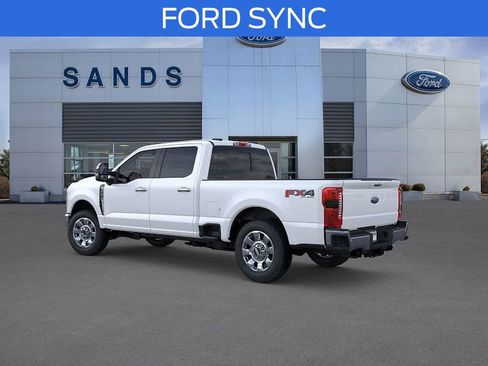 New 2026 Ford F250 Lariat w/ Lariat Premium Package image 4