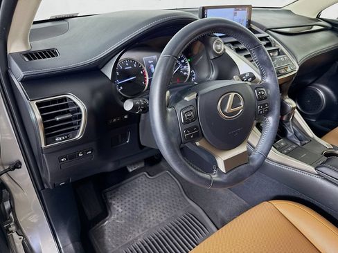 Used 2018 Lexus NX 300 FWD w/ Premium Package image 9