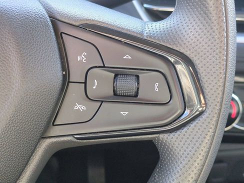 Used 2025 Chevrolet TrailBlazer LT AWD/4WD image 21