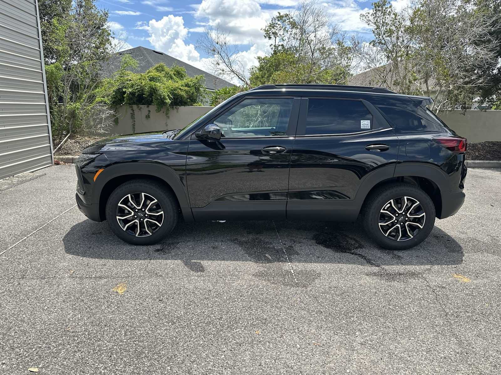 New 2026 Chevrolet TrailBlazer ACTIV w/ Convenience Package FWD image 3