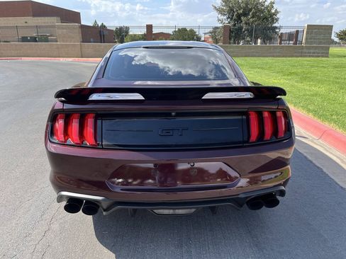 Used 2018 Ford Mustang GT w/ Black Accent Pkg RWD image 4