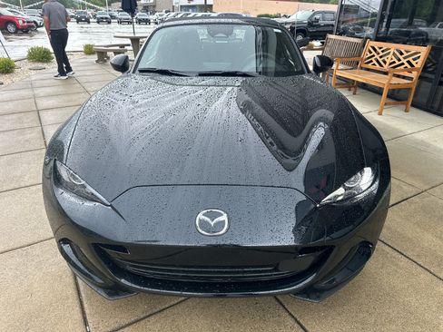 New 2026 MAZDA MX-5 Miata Grand Touring RWD image 2