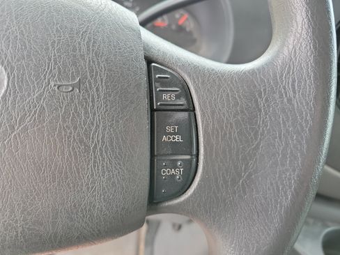 Used 2007 Ford E-450 and Econoline 450 image 32