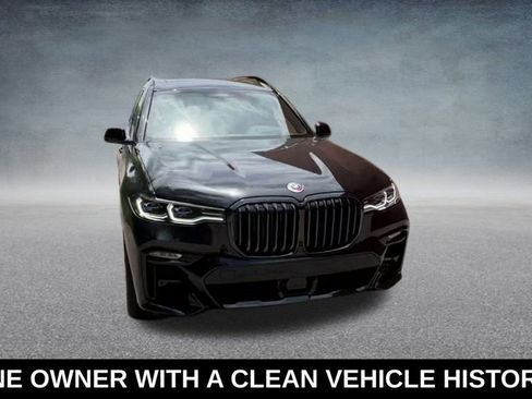 Used 2022 BMW X7 M50i image 6