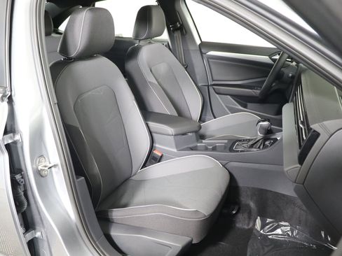 Used 2025 Volkswagen Jetta Sport image 42