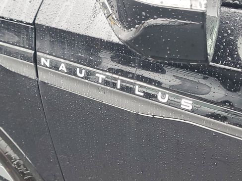 New 2026 Lincoln Nautilus Reserve w/ Jet Appearance Package image 7