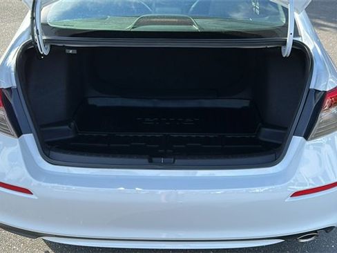 Used 2024 Honda Civic Sport image 25