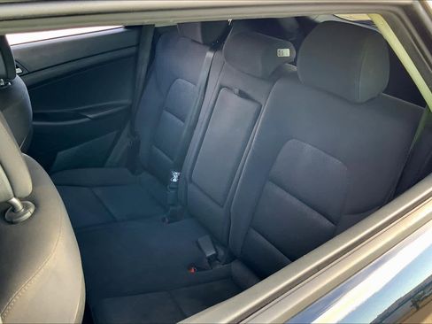 Used 2017 Hyundai Tucson Sport image 19