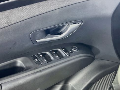 Used 2023 Hyundai Tucson SEL w/ Convenience Package AWD/4WD image 17