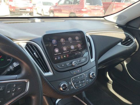 Used 2024 Chevrolet Malibu LT FWD image 24