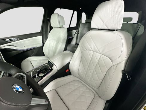 New 2026 BMW X5 xDrive40i w/ M Sport Package image 21