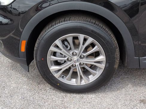 Used 2023 Buick Envision Preferred FWD image 11