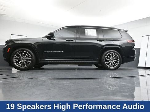 Used 2023 Jeep Grand Cherokee L Summit AWD/4WD image 31