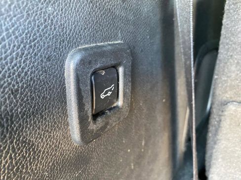 Used 2016 Ford Expedition Limited AWD/4WD image 14