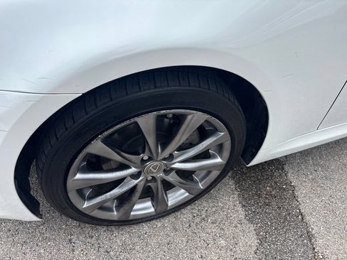 Used 2014 Lexus IS 250C w/ Luxury Package RWD image 9