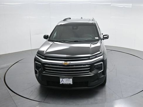 New 2026 Chevrolet Traverse LT w/ Sun and Wheel Package FWD image 63