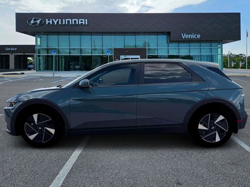 New 2026 Hyundai Ioniq 5 SEL RWD image 3