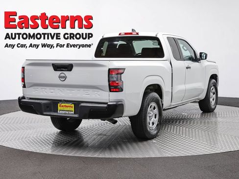 Used 2022 Nissan Frontier S RWD image 5