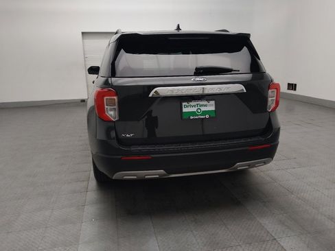 Used 2022 Ford Explorer XLT w/ Equipment Group 202A RWD image 6