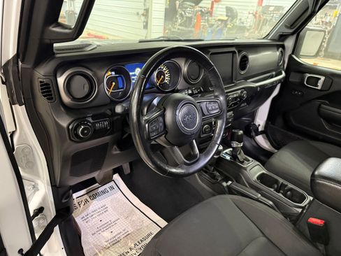 Used 2022 Jeep Wrangler Unlimited Sport AWD/4WD image 53