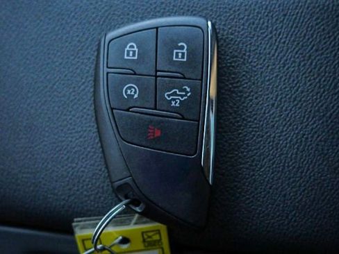 Used 2023 Chevrolet Silverado 1500 LT image 30