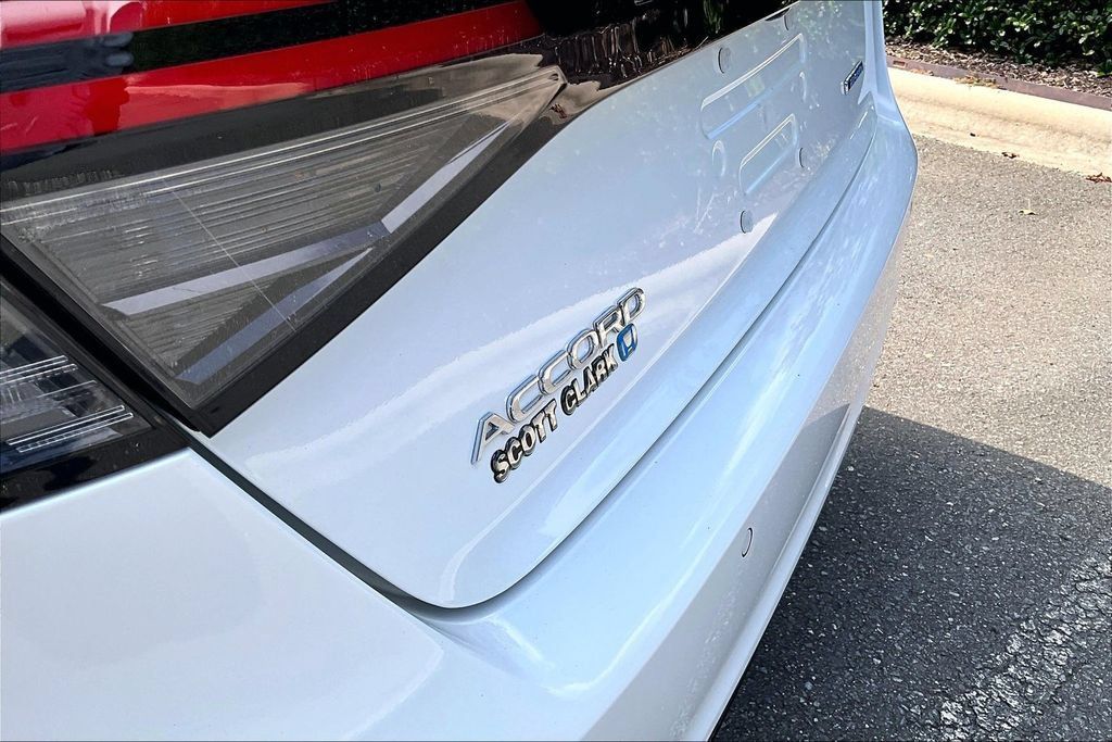 Used 2024 Honda Accord EX-L image 25