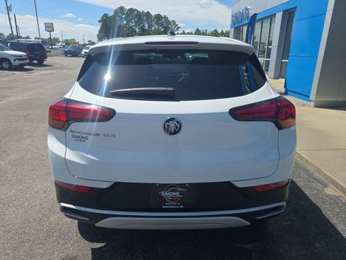Used 2023 Buick Encore GX Preferred w/ Cold Weather Comfort Package FWD image 4