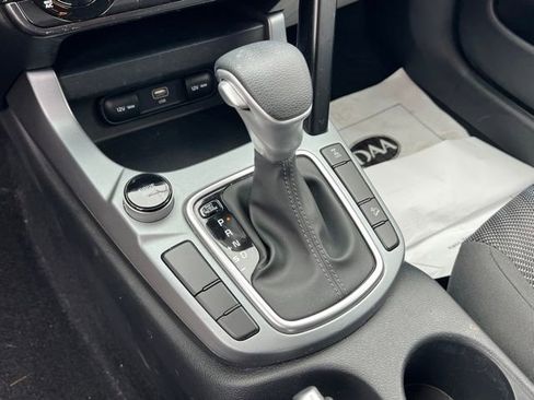 Certified 2024 Kia Seltos LX AWD/4WD image 20