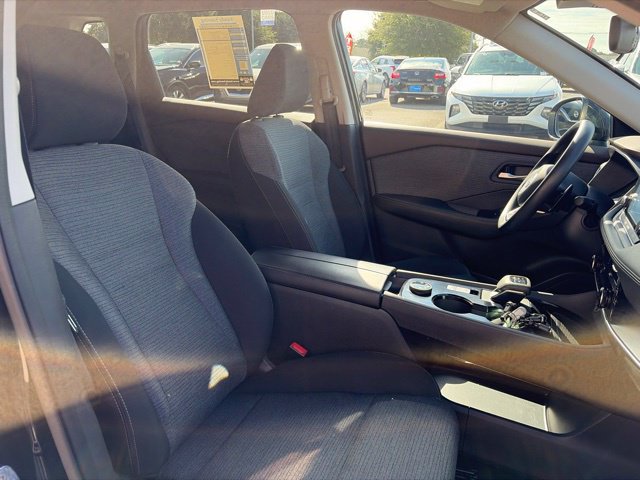 Used 2022 Nissan Rogue SV AWD/4WD image 13