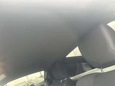 Used 2025 Nissan Z Sport w/ Floor Mat Package RWD image 15