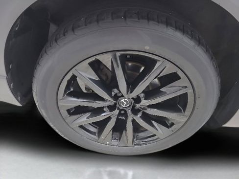 Used 2023 MAZDA CX-9 Touring Plus AWD/4WD image 15