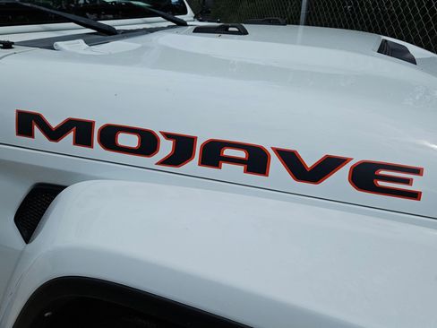 Used 2021 Jeep Gladiator Mojave image 8