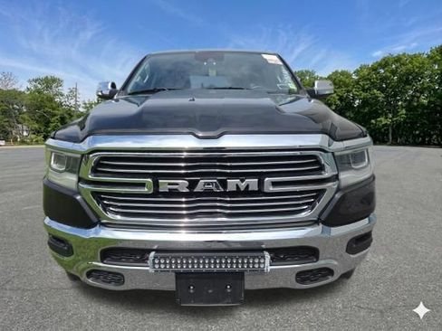 Used 2022 RAM 1500 Laramie AWD/4WD image 3