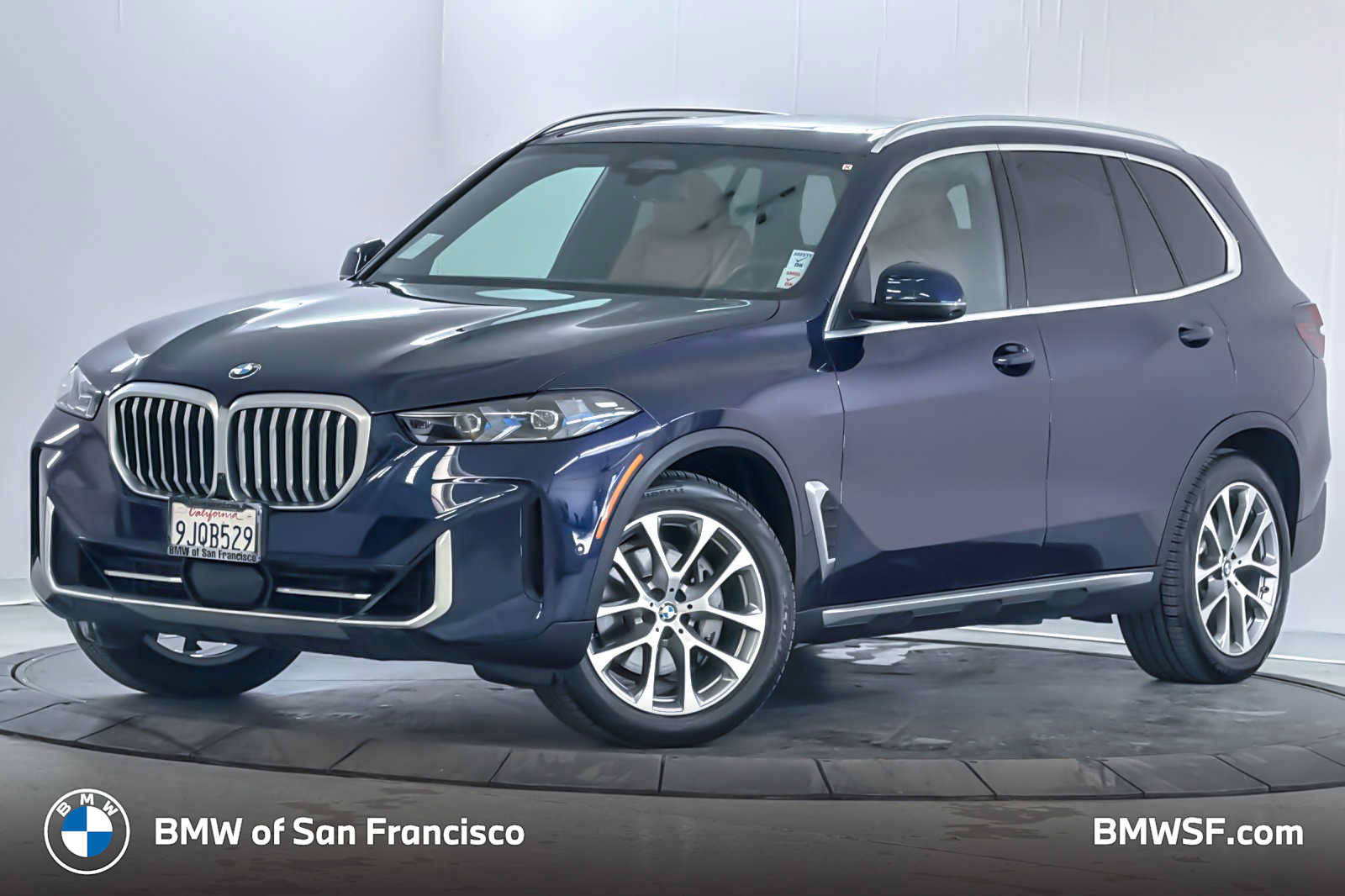 Used 2024 BMW X5 xDrive40i w/ Premium Package AWD/4WD image 1