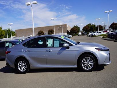 Used 2025 Toyota Camry LE w/ Convenience Package
