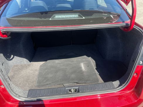 Used 2025 Nissan Versa SV image 31