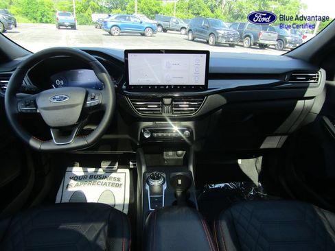 Certified 2024 Ford Escape ST-Line Elite w/ Premium Technology Package AWD/4WD image 16