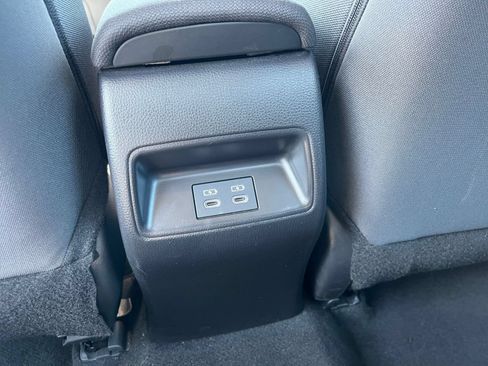 Used 2025 Toyota Corolla LE FWD image 19