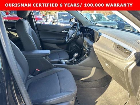 Certified 2024 Buick Encore GX Preferred w/ Comfort Package image 9