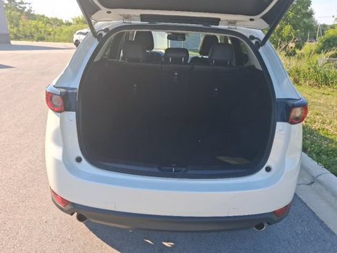 Used 2018 MAZDA CX-5 Touring w/ Preferred Equipment Package AWD/4WD image 4