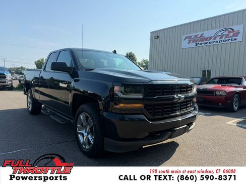 Used 2018 Chevrolet Silverado 1500 Custom w/ Custom Convenience Package AWD/4WD image 1