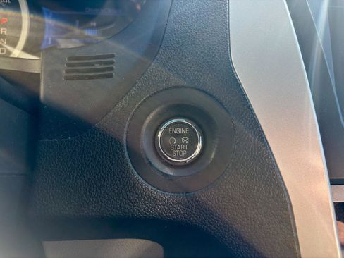 Used 2013 Ford Explorer Limited image 35