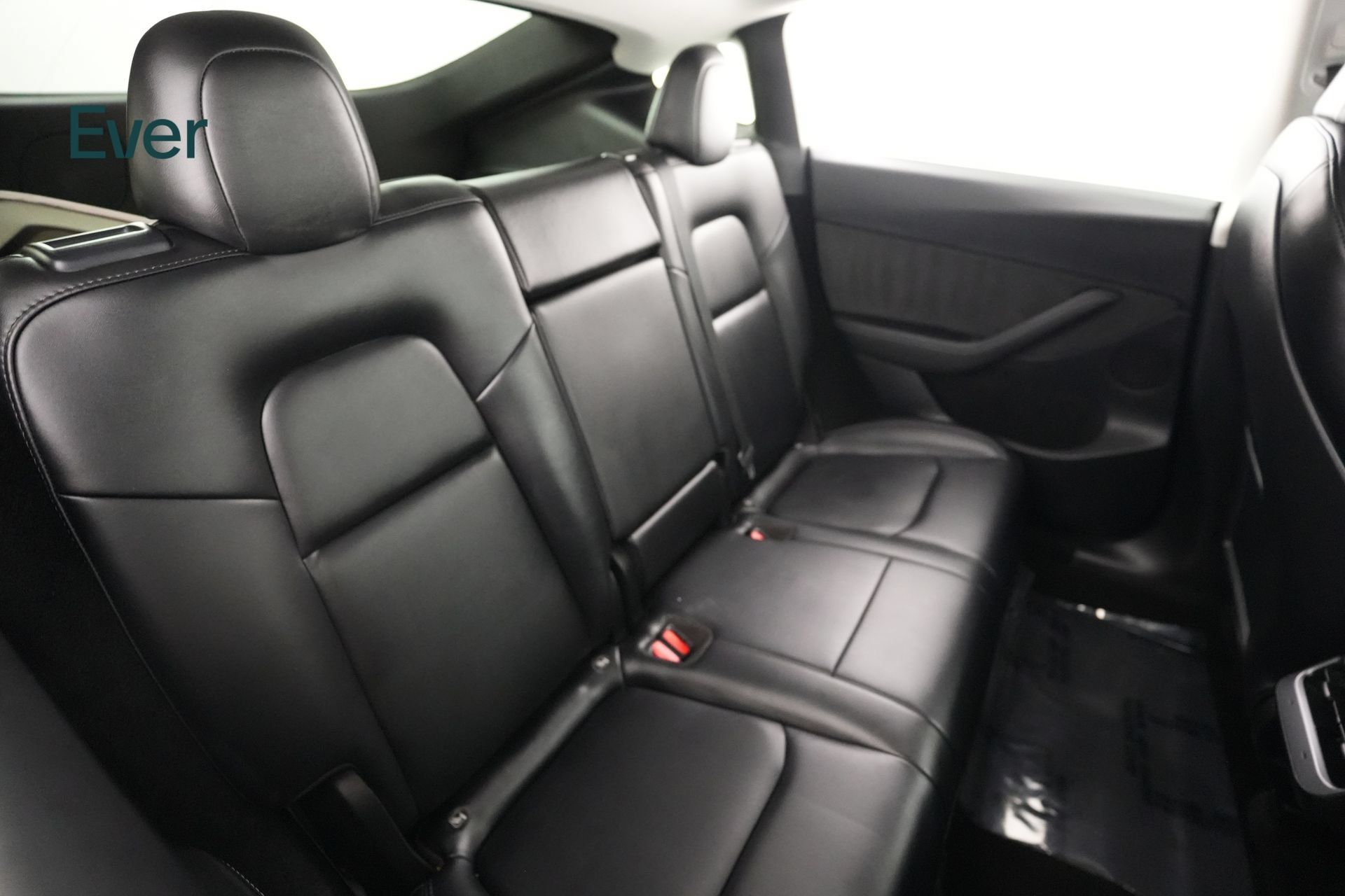 Used 2023 Tesla Model Y Long Range AWD/4WD image 5