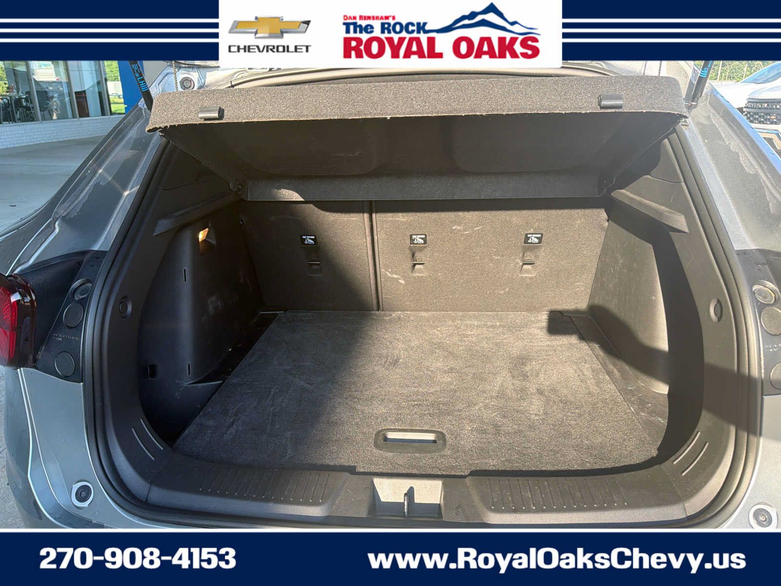 Used 2025 Chevrolet Trax RS w/ Sunroof Package FWD image 27