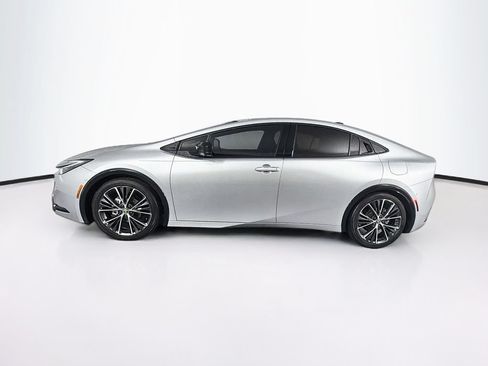 Used 2024 Toyota Prius Limited w/ Limited Premium Package FWD image 6
