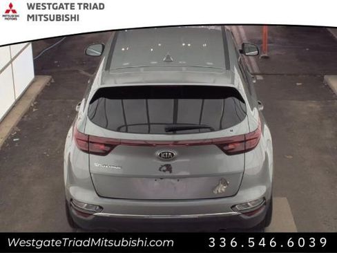 Used 2021 Kia Sportage LX image 5