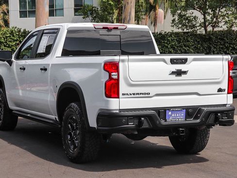 Used 2024 Chevrolet Silverado 1500 ZR2 w/ ZR2 Bison Edition AWD/4WD image 9