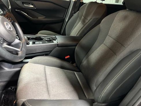 Used 2024 Nissan Rogue SV AWD/4WD image 19