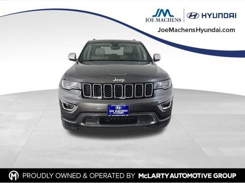 Used 2017 Jeep Grand Cherokee Limited AWD/4WD image 3